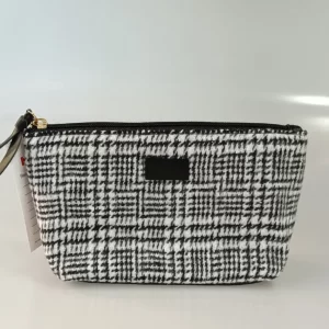 Simple Creative Knitting Makeup Bag